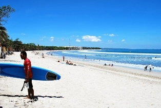 Kuta_Beach.jpg